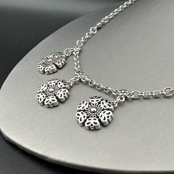BRIGHTON Three Flowers Snowflakes Silver-tone Cable Chain Necklace 17" - Picture 3 of 9